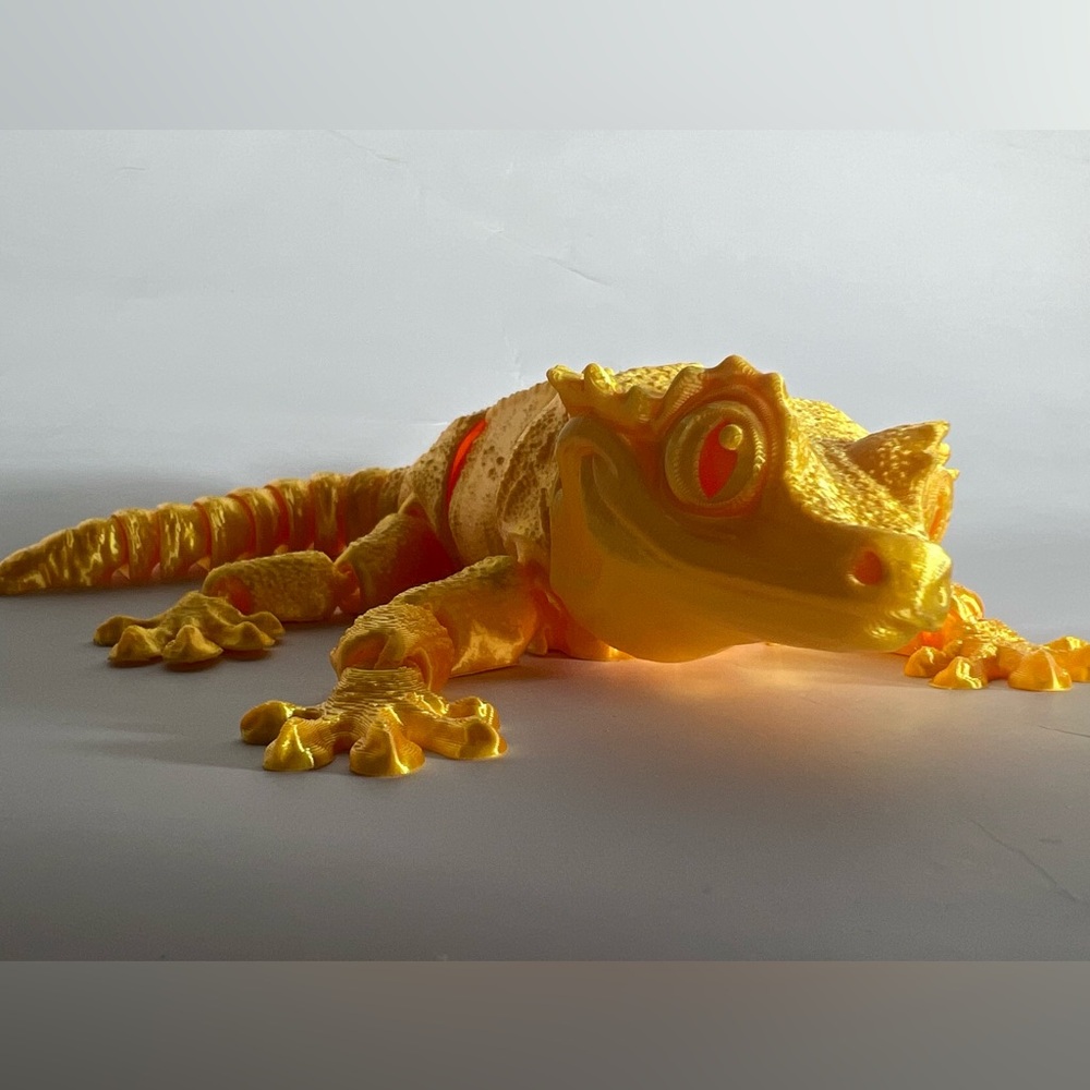 3D Printed Gecko 11”